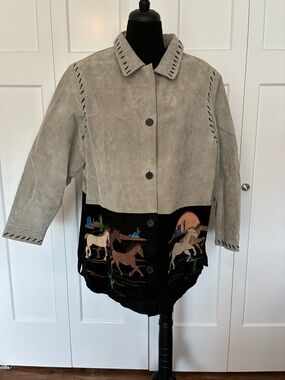 Leather Shacket Women’s 1X Two-Tone Suede Embroidered Horse Jacket Gray Black